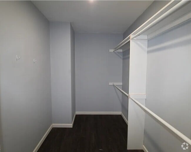 Building Photo - 223 N Edgewood Dr Rental