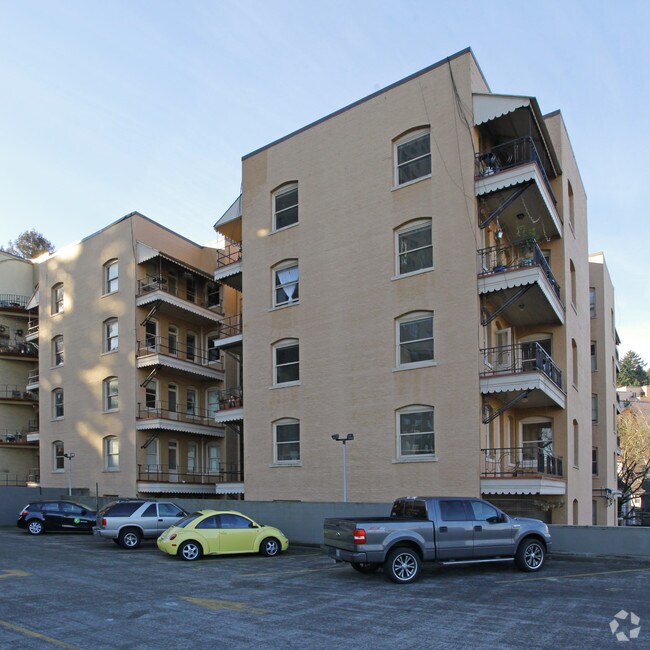 Photo - The Fordham Apartments