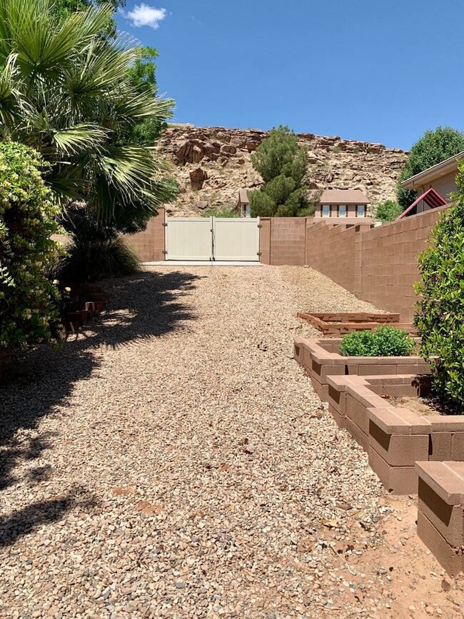 Photo - INCLUDES UTILITIES - Two Bedroom Basement Apartment