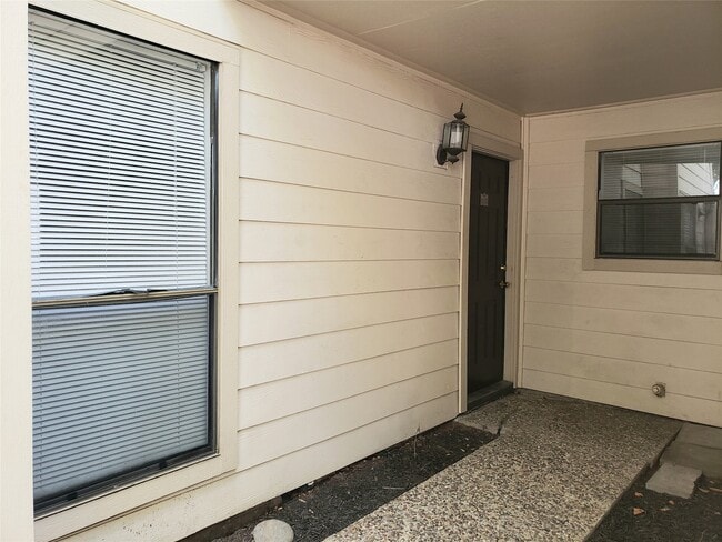 Photo - 2277 S Kirkwood Rd Unit 1115