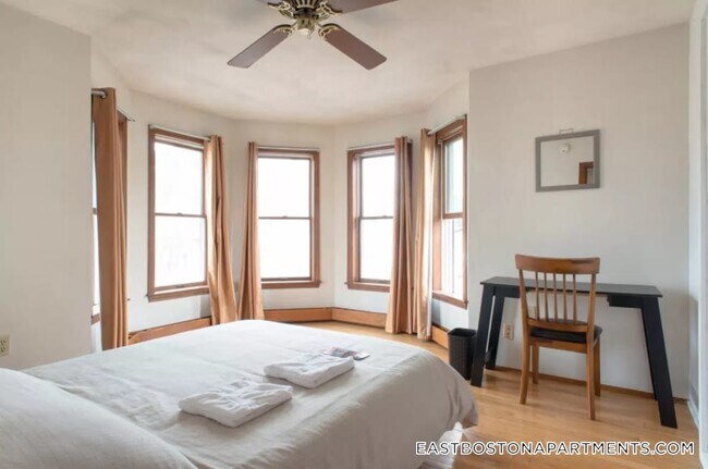 Photo - 28 Orleans St Unidad 3