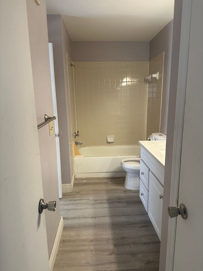 Photo - 2 bedroom  2 Bathroom in Orlando