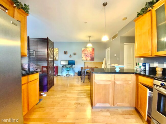 Photo - 900 N 3rd St Unit 900A