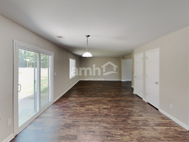 Photo - 63 Moonrise Xing