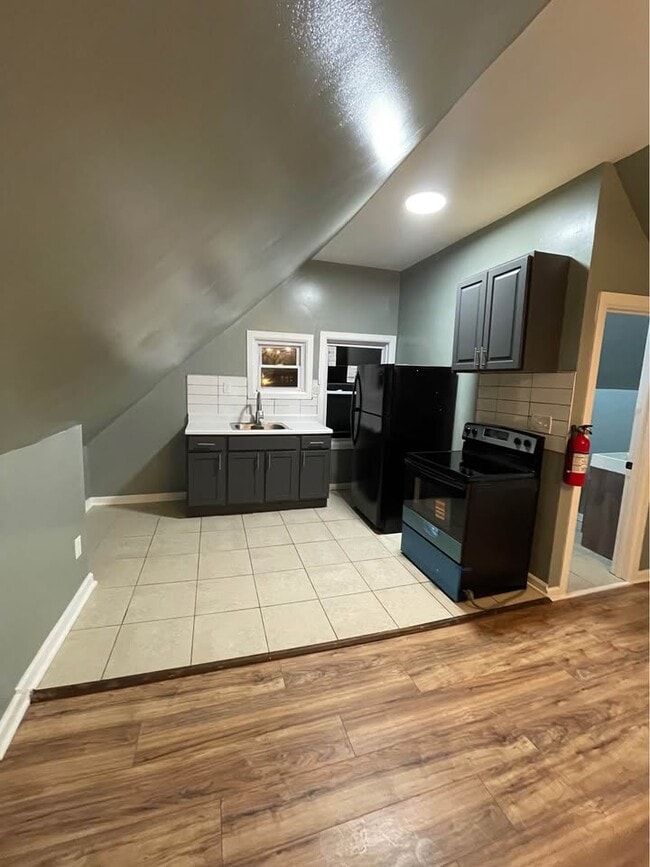 Photo - 377 S 10th St Unidad 3