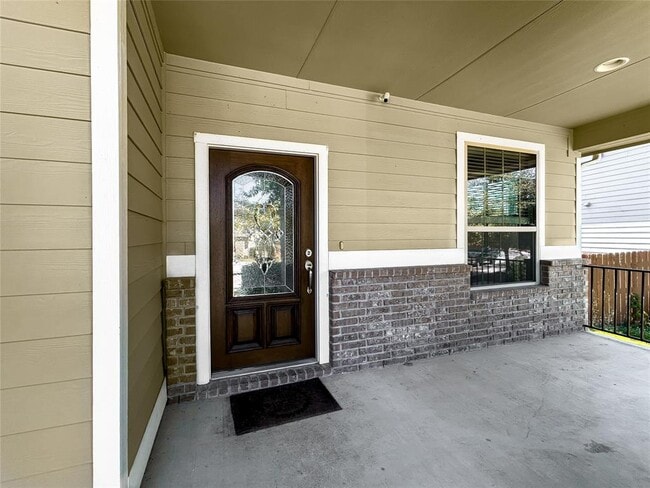 Photo - 512 Canadian Springs Dr