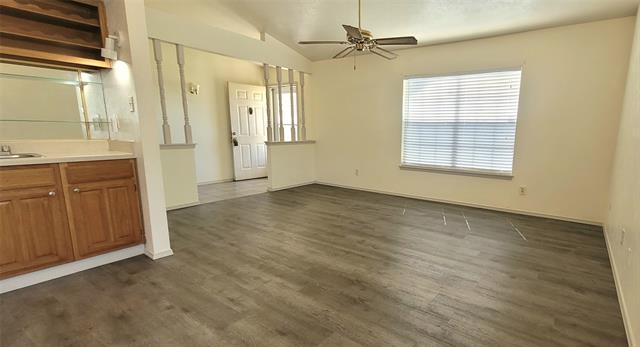 Photo - 1057 Whitewater Trail