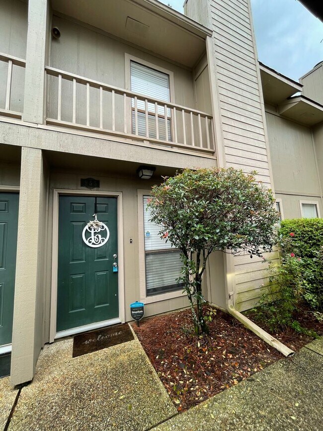 Photo - 955 Ridgepoint Ct