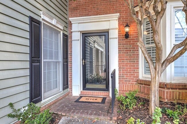 Photo - 27 Mt Vernon Cir