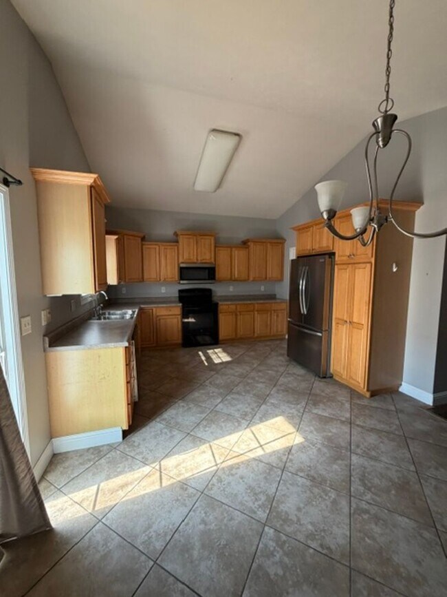 410 Goldenrod Dr