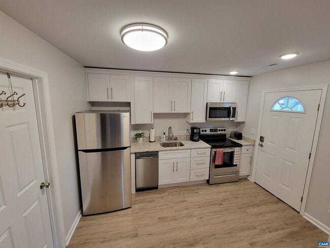 1511 E High St Unit 3