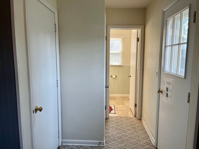 Photo - 3-bedroom, 1.5 bathroom unfurnished home i...