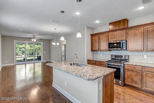 Photo - 132 Vista Lake Cir