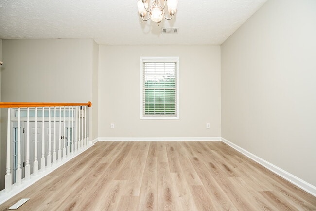 Photo - 306 Fletcher Ct