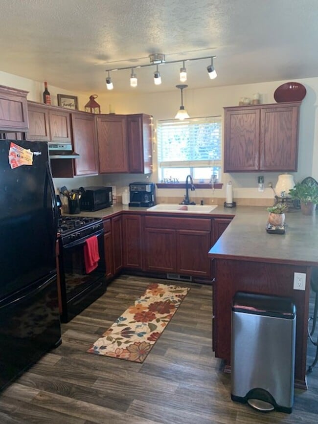 Photo - Lovely 3 bedroom 2 bath Post Falls Home!
