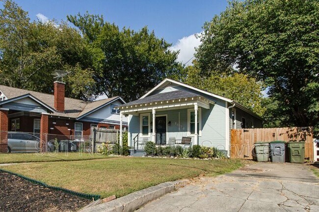 Photo - 1034 Meda St