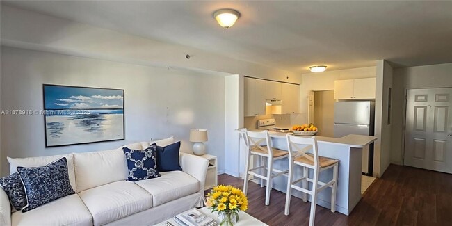 Photo - 11060 SW 196th St Unit 401