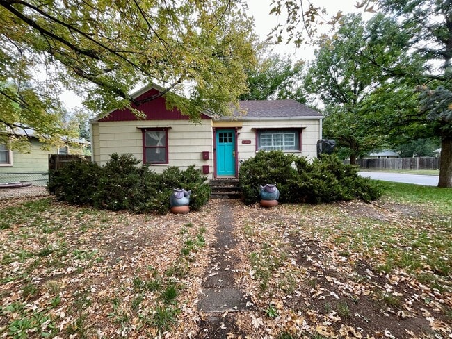 Building Photo - ALL UTILITIES INCLUDED! Unit A Rental