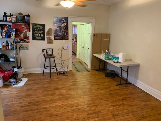 Photo - 1610 Summit St Unit 1610