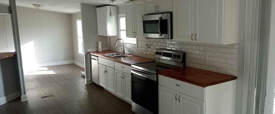 Photo - 2306 Grand St