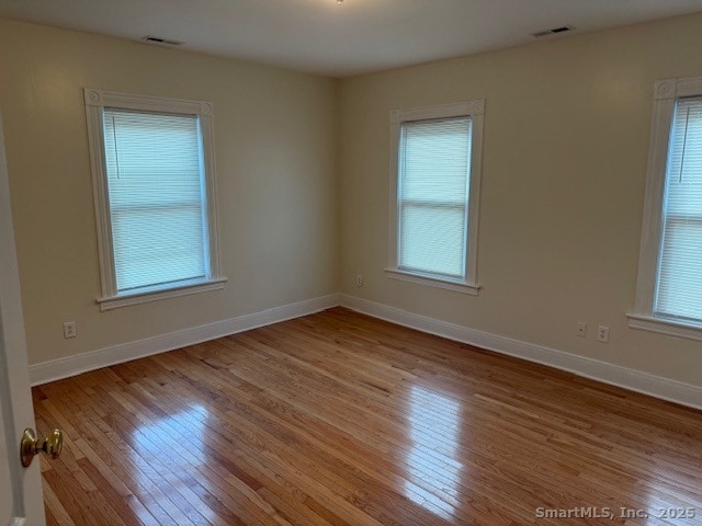 Photo - 211 Knickerbocker Ave