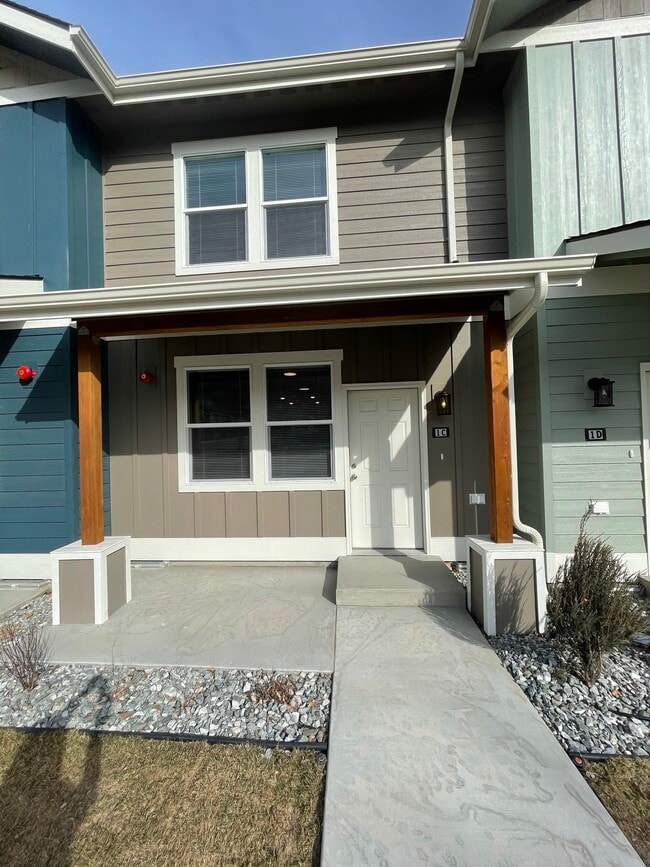 Photo - 430 S 2nd St