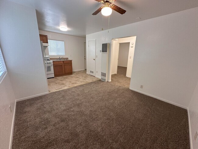 Photo - 2 bed, 1 bath apartment Unit 4