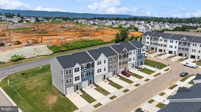 Photo - 105 Milburn Dr