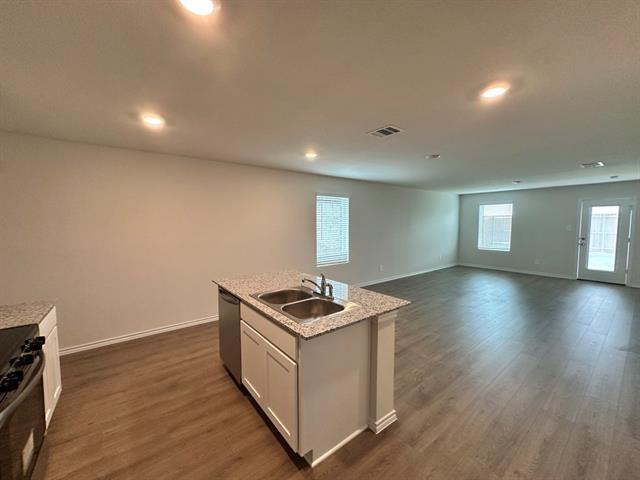 Photo - 3520 Bridgeport Dr