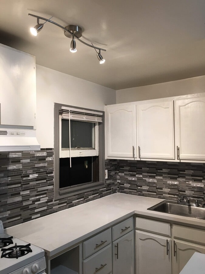 Photo - 1339-1345 S. Sycamore Avenue Unit 1343