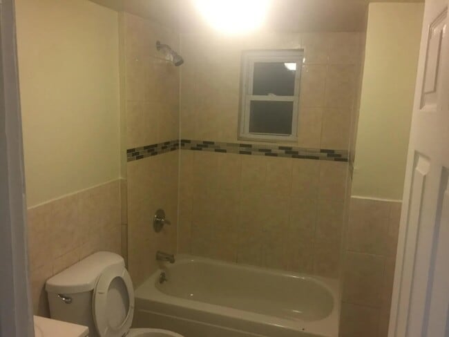 Photo - 279 Jelliff Ave Unit Floor 2