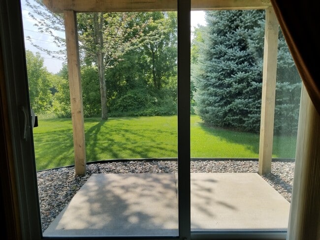 Lower level walk out - 9719 Xenium Lane N