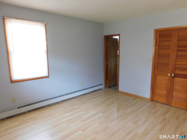 Photo - 4754 Madison Ave