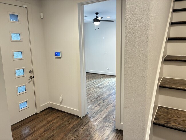 Photo - 1535 W 24th St Unit B