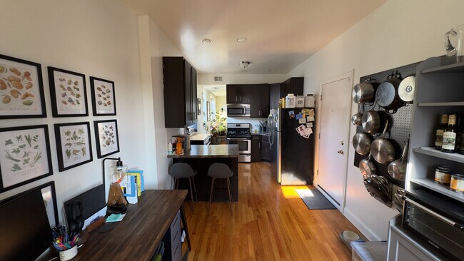 4452 Sheridan 2 bed / 2 bathroom - 4450 Sheridan Park Apartments