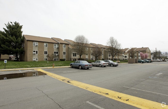 Photo - Eagle Ridge Apartments