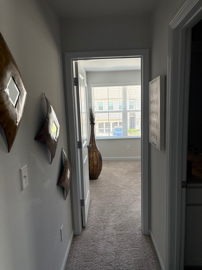 Photo - Room for rent