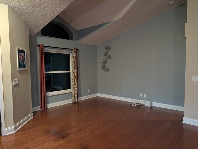 Photo - 4456 Oakham Ct