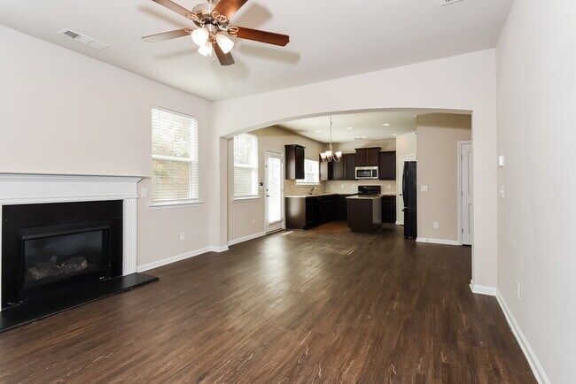 Photo - 220 Foggy Creek Ln