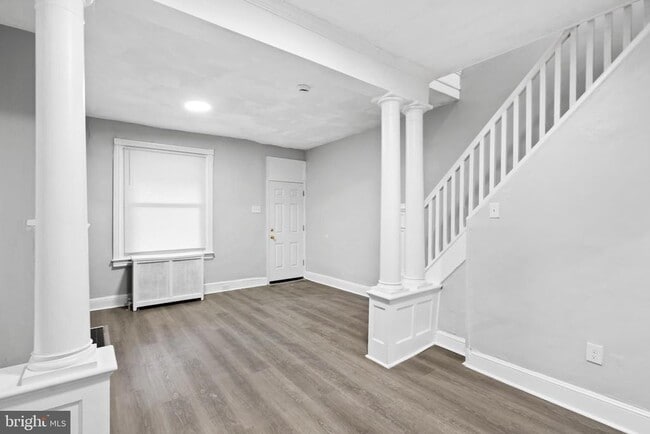 Photo - 3027 N Front St