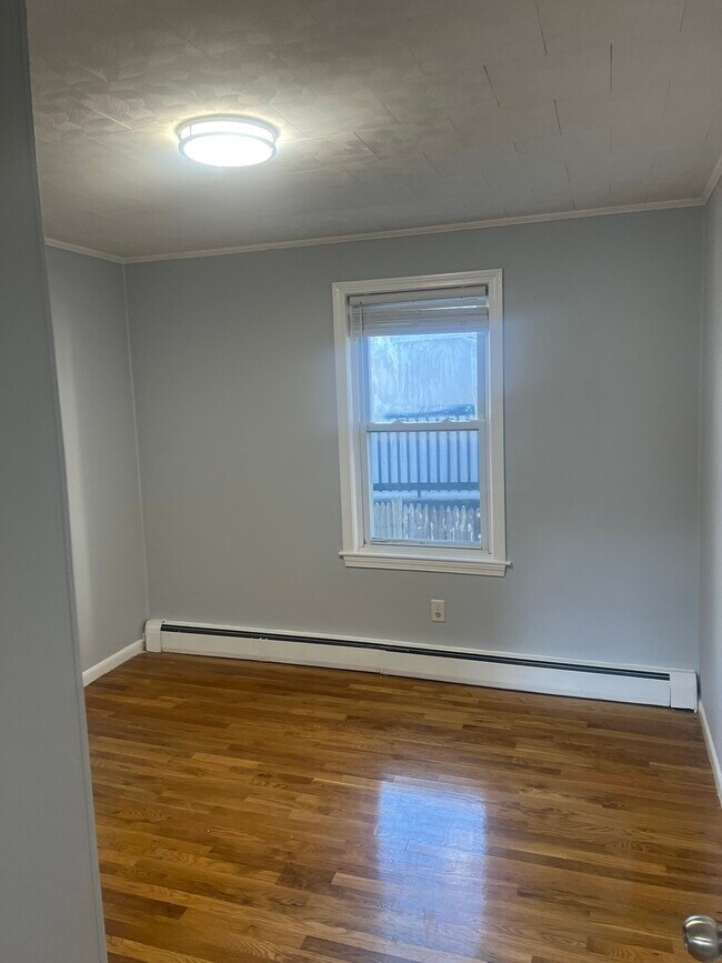 23 Waters Ave Unit 1