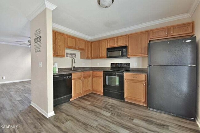 Photo - 10610 Missoula Way