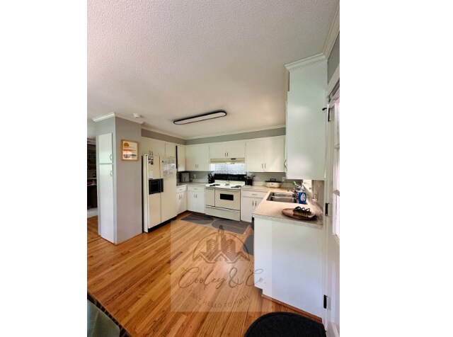 Photo - 605 E Harnett St