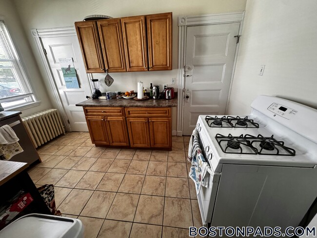 Photo - 75 Elmira St
