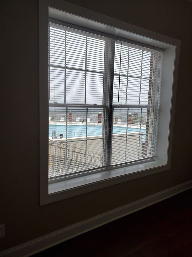 Photo - City of Maryville 37801 - 2 Bedrooms, 2 Bath Condo - Contact Karen Robertson (865) 454-7626