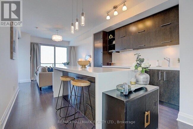 Photo - 65 St Mary St Unit 2906