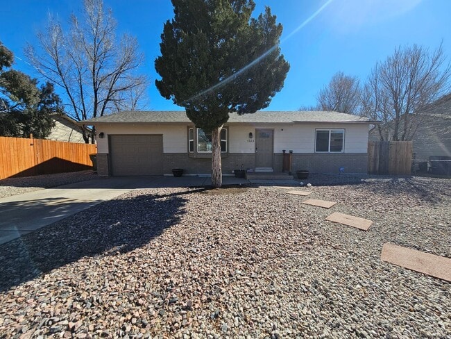 Photo - Comfortable 4 bed, 2 bath home in 80906!