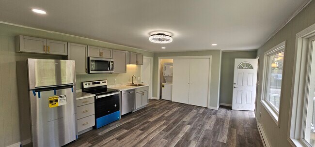 Photo - 1412 Hanshaw Rd