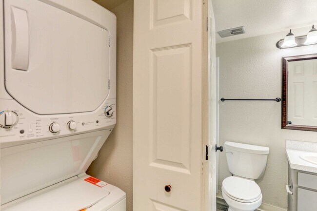 Photo - Dover Commons Apartments