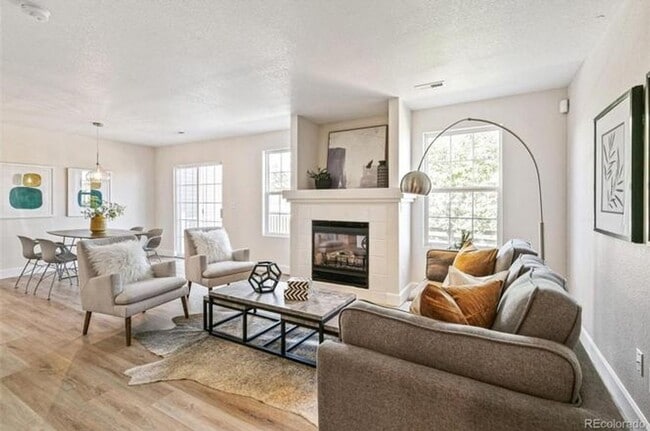 Photo - 7925 S Kittredge St